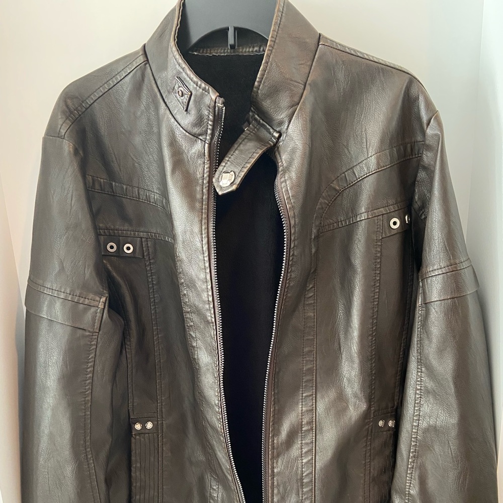 Men’s Leather Jacket